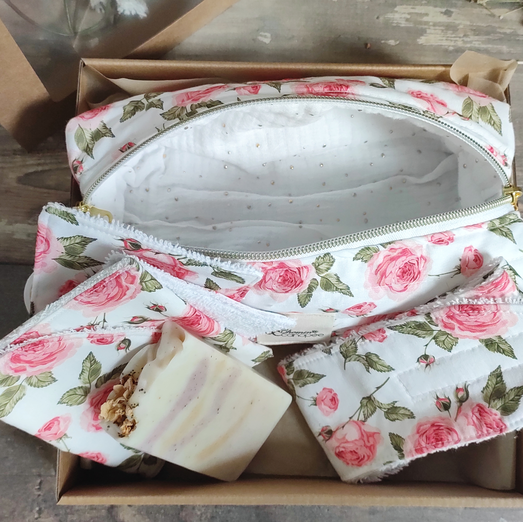 coffret-toilette-roses