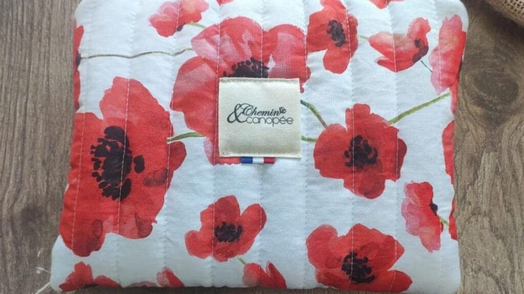 pochette artisanale en tissu fleuri coquelicots – Chemin & Canopée